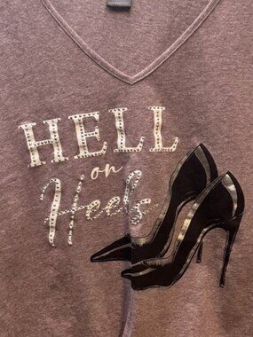 Delusional Brand Hell On Heels Women’s Top XL T-shirt Twisted Sequins
